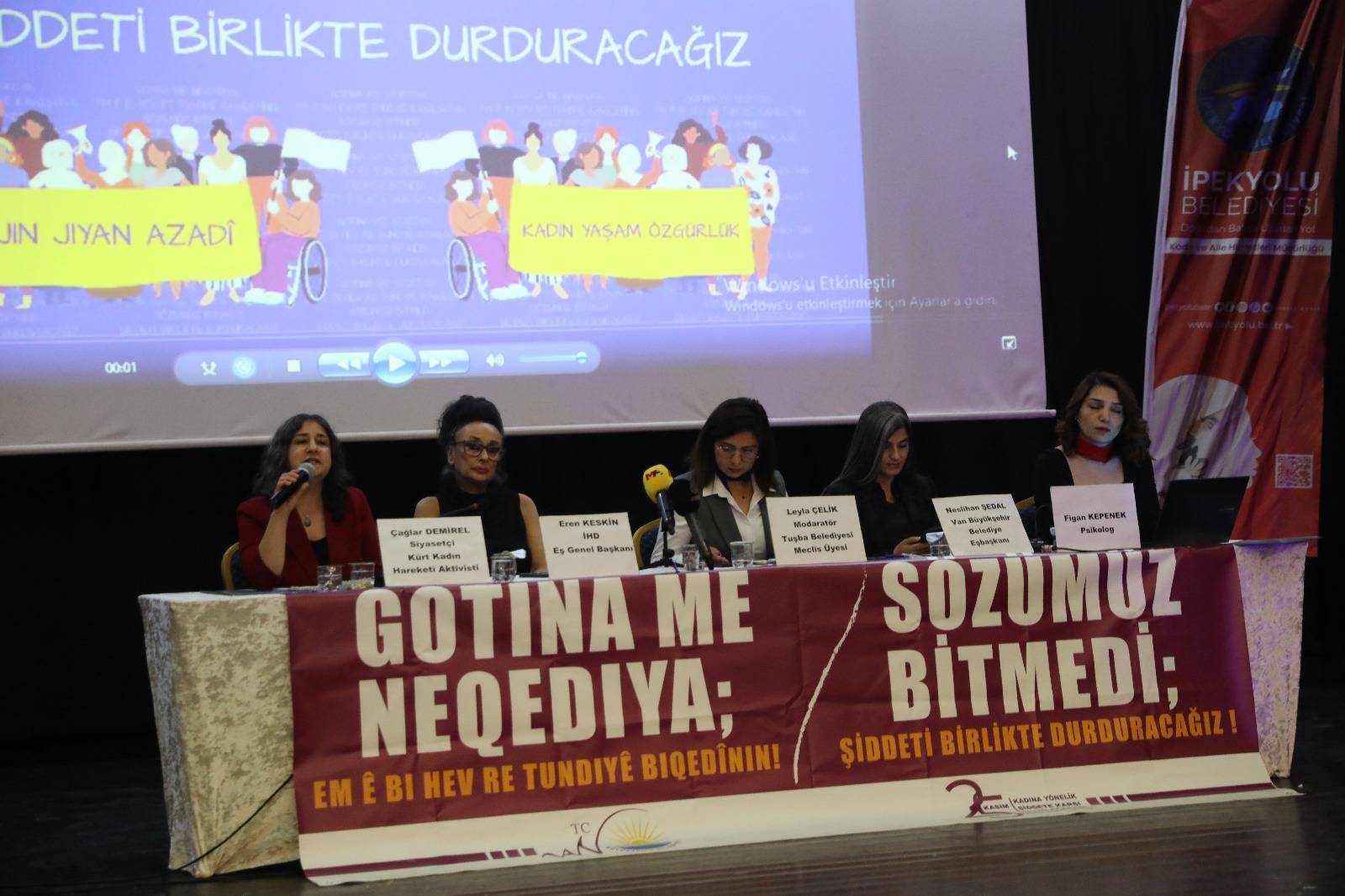 Büyükşehir ve İpekyolu belediyesinden ortak panel: Şiddeti birlikte durduracağız